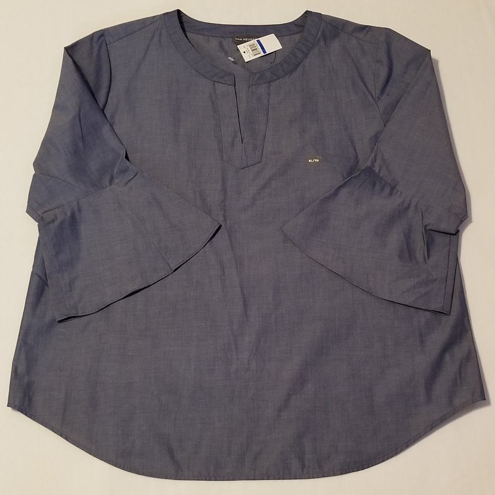 NWT women's size large denim trumpet sleeve blouse